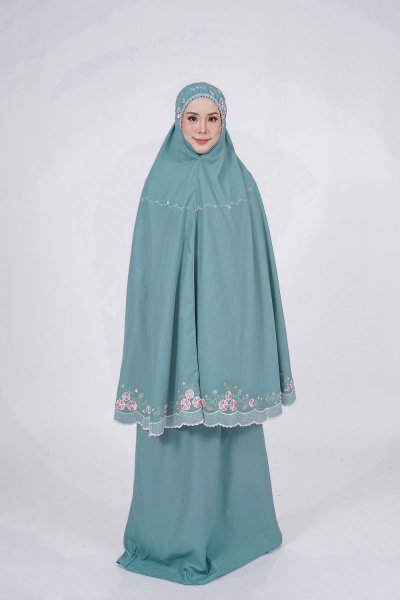 ENGLISH COTTON FLORAL- PINE GREEN FLORAL
